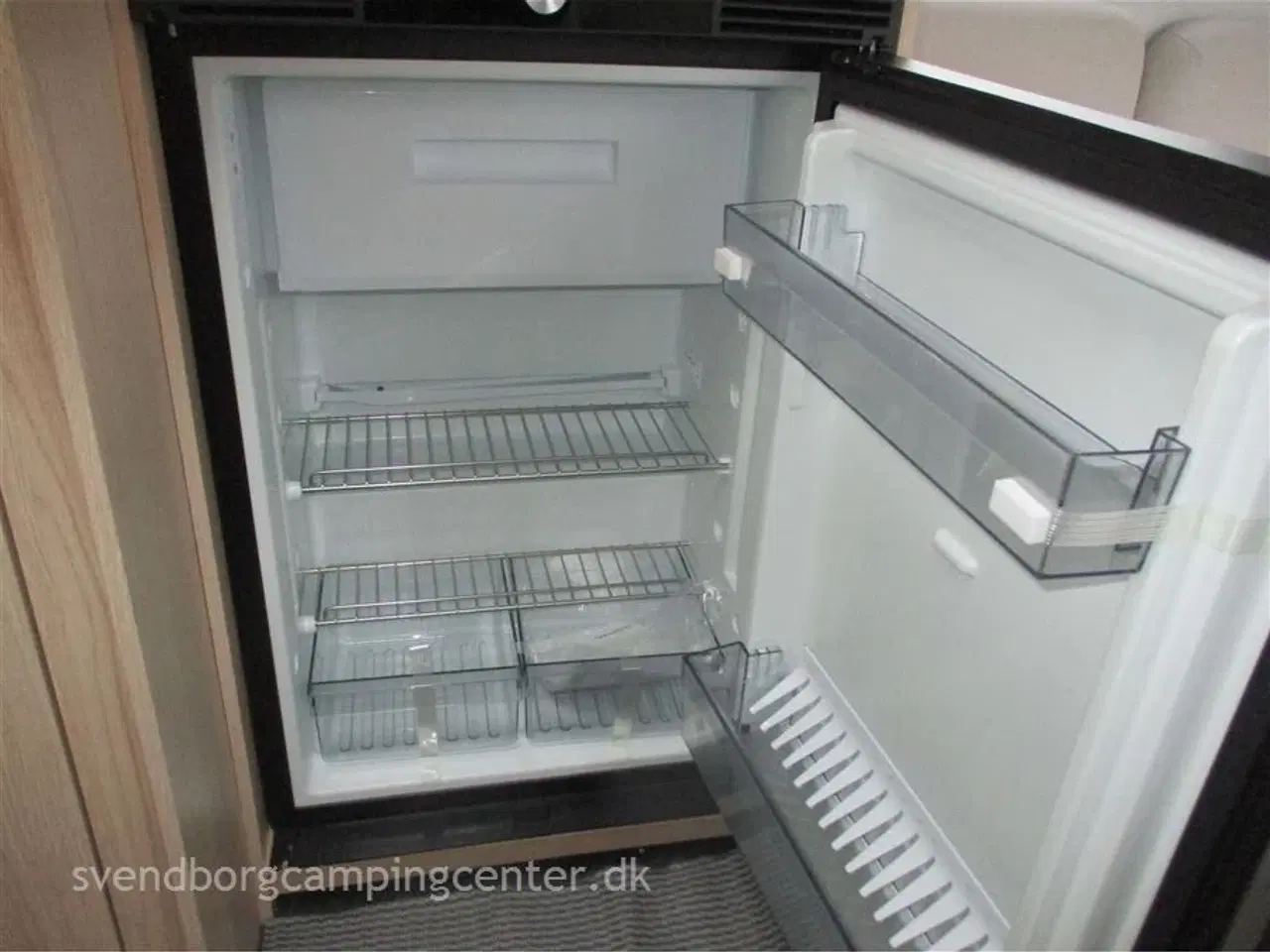 Billede 10 - 2026 - Adria Aviva Lite 300 LH   Passer perfekt til Elbil