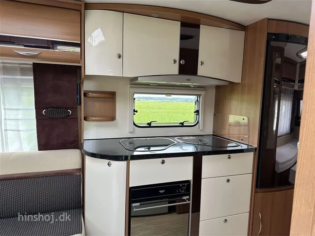Billede 2 - 2012 - LMC Maestro 550 E   Velholdt LMC med enkeltsenge fra Hinshøj Caravan