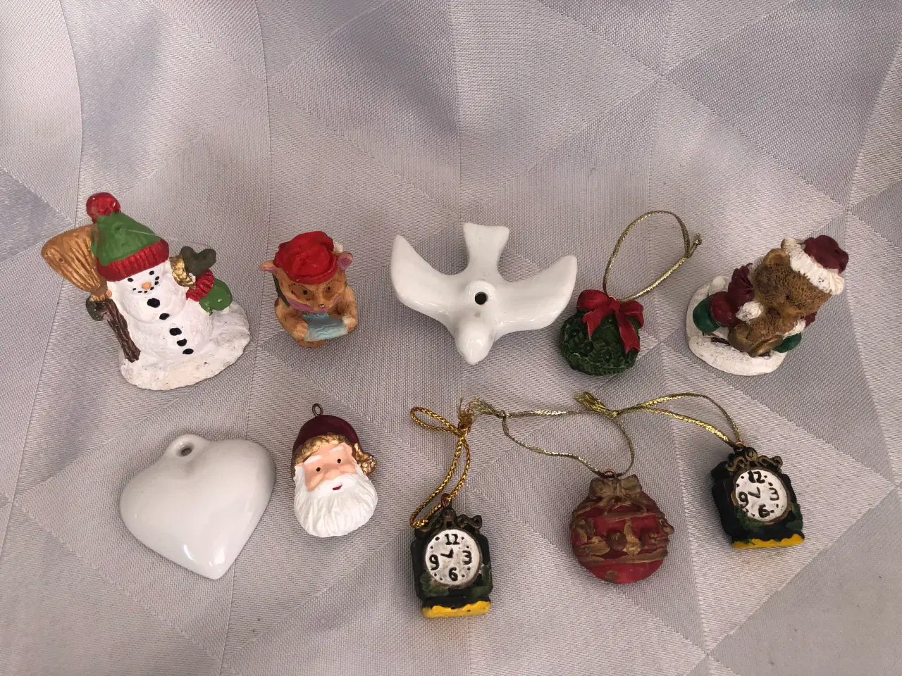 Billede 5 - 10 små keramik julepynt figurer