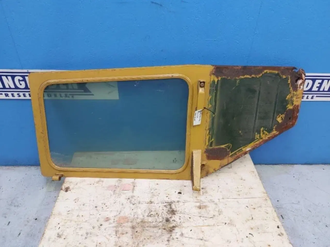 Billede 10 - Hydrema 806 højre dør 204751