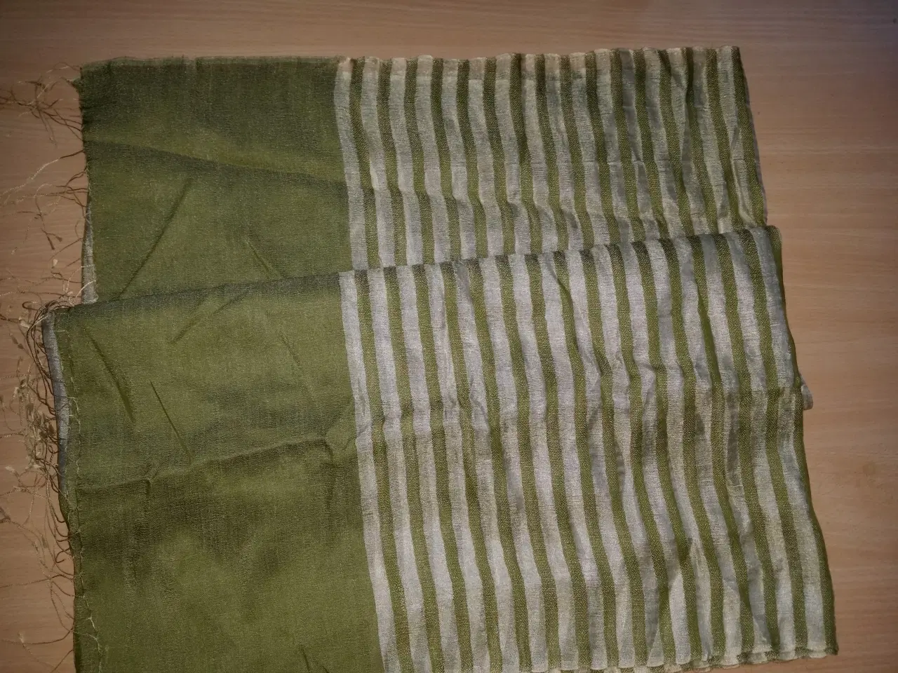 Billede 1 - Tørklæde 	