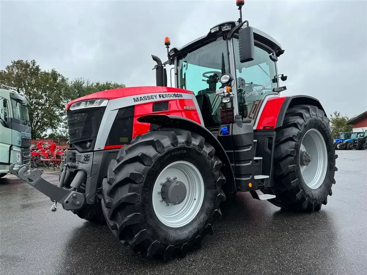 Billede 1 - Massey Ferguson 8S.205 Dyna 7 Exclusive KUN 700 TIMER OG DK FRA NY!