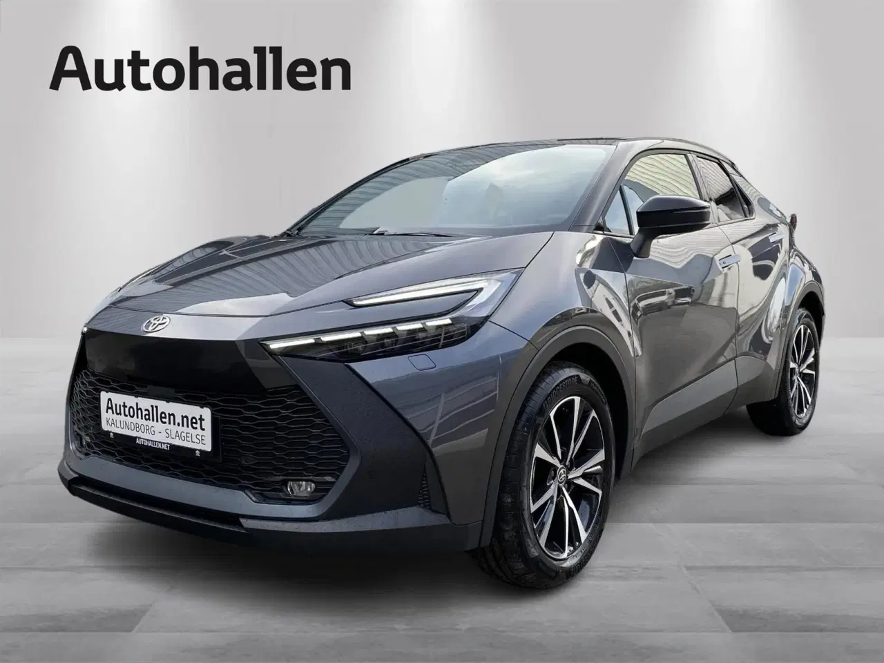 Billede 1 - Toyota C-HR 2,0 Plugin-hybrid Style Smart Bi-tone E-CVT 223HK 5d Trinl. Gear