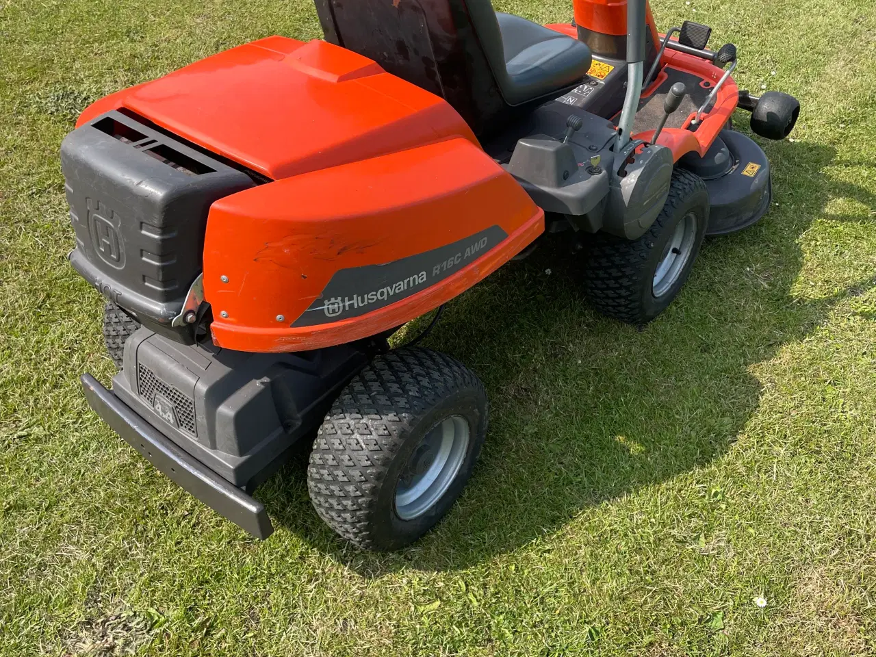 Billede 2 - Husqvarna R16C AWD 4x4 Havetraktor