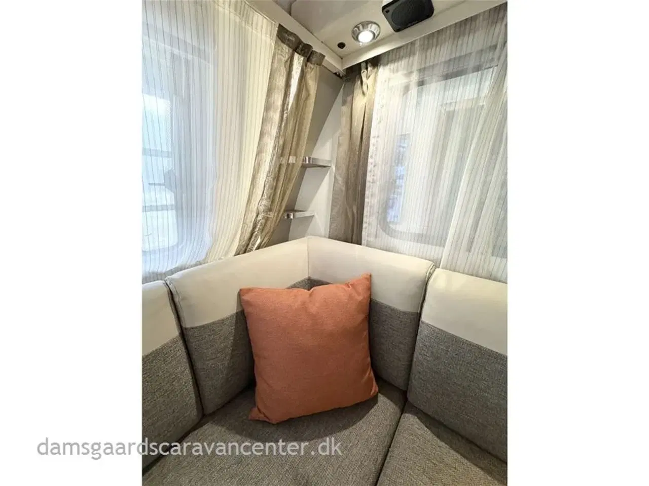 Billede 9 - 2018 - Adria Adora 572 UT   Enkeltsenge-Gulvtemp.-Endebad-telt