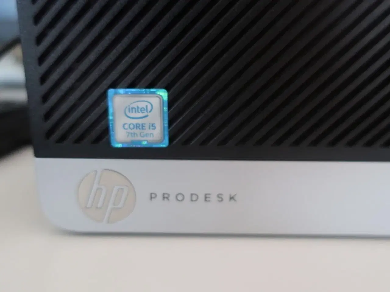 Billede 1 - HP 22" skærm L2208w (PC medfølger ikke)