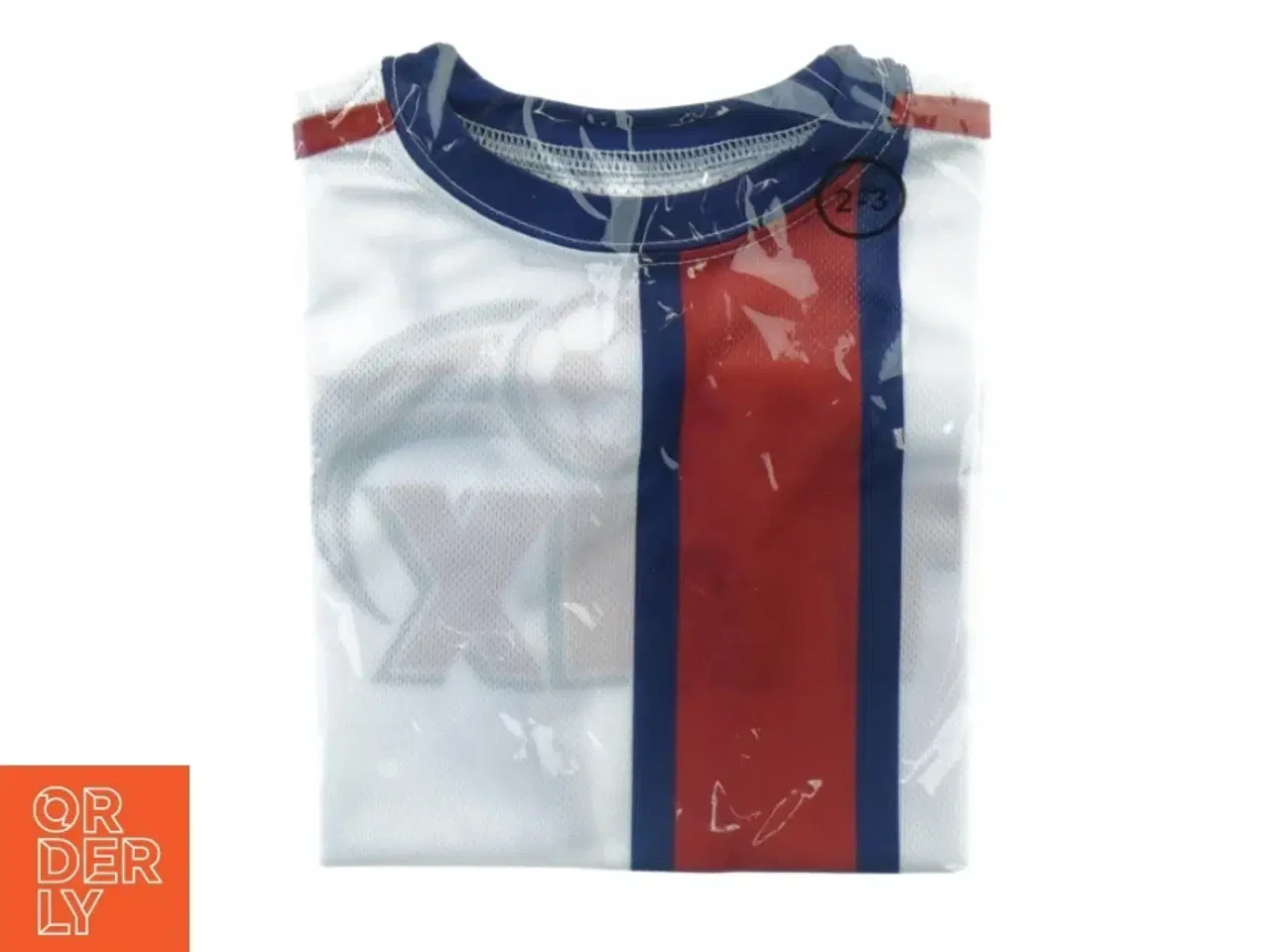 Billede 1 - Fodbold t shirt (str. 2 til 3 år)