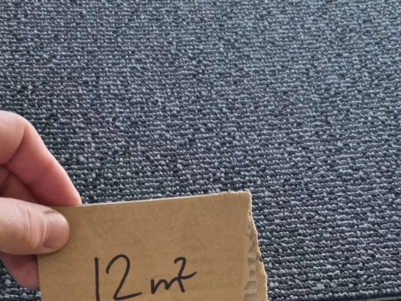 Billede 2 - Tæppefliser Nye - Una striped grey - 12 m2