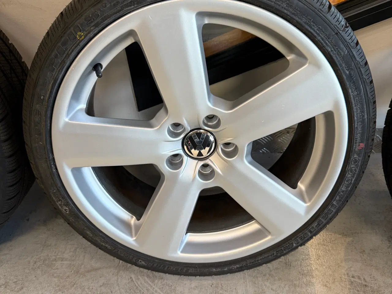 Billede 4 - 19”alufælge til Vw/skoda/seat/audi med nye dæk