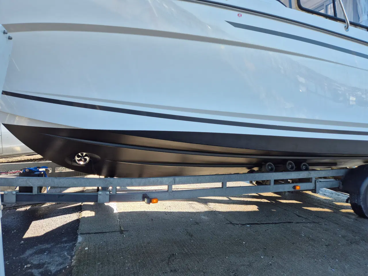Billede 16 - Jeanneau 795, 200hk, som ny, 2022