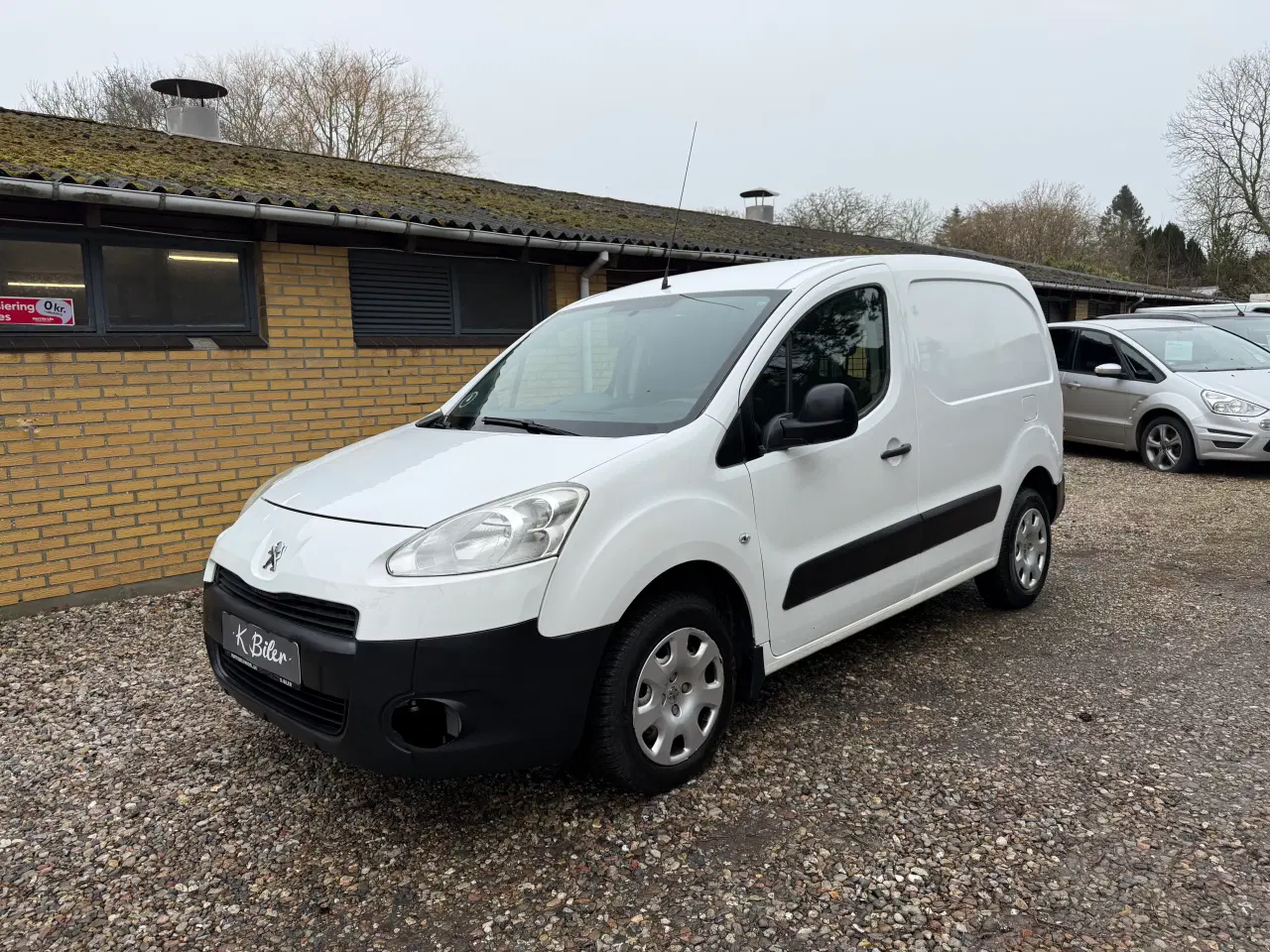 Billede 1 - Partner lav km 1 ejers 