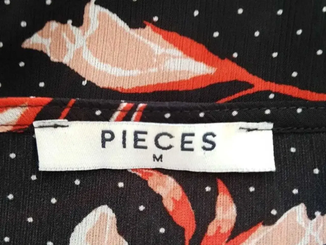 Billede 5 - Pieces bluse str. M