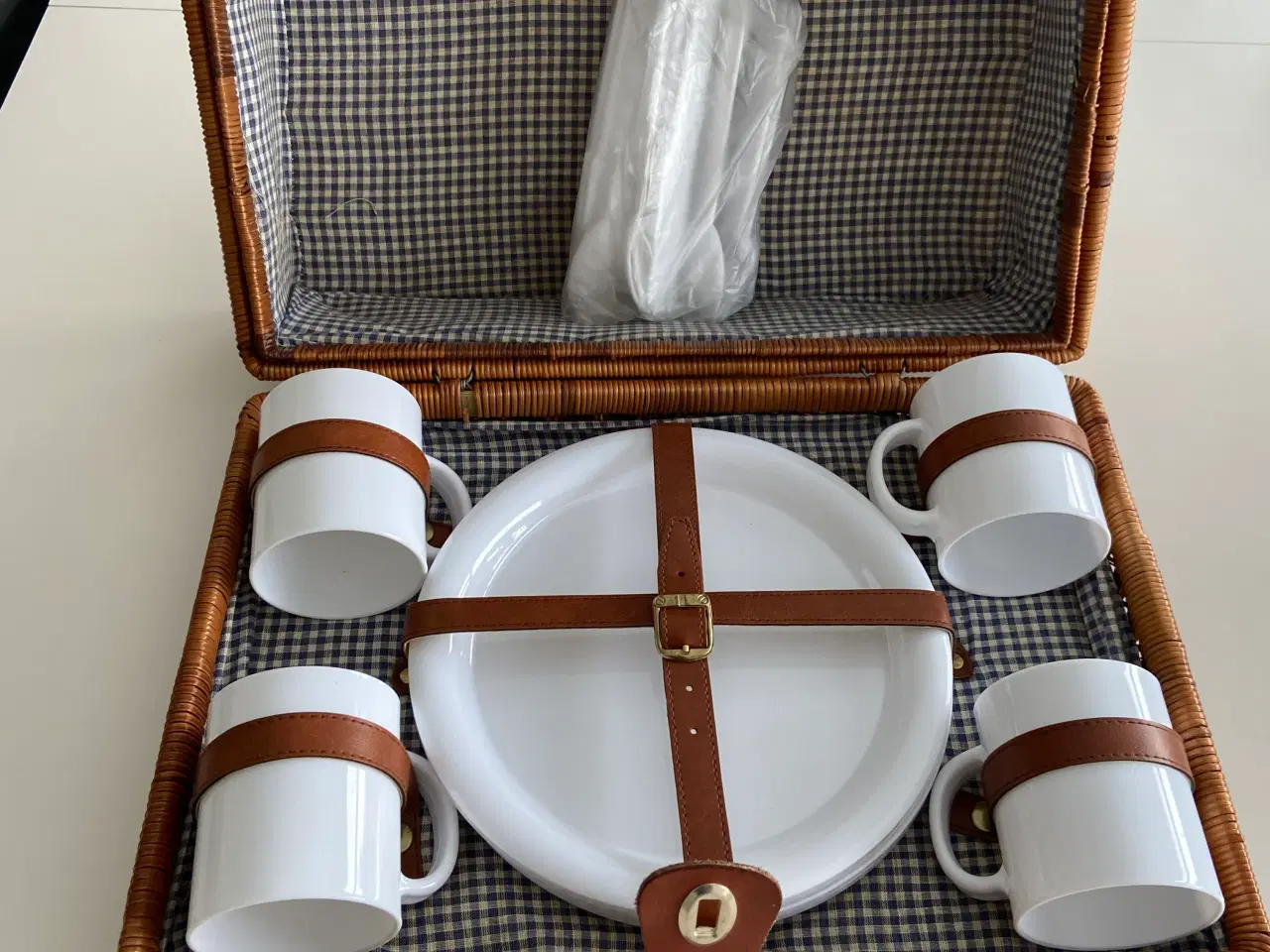 Billede 2 - Picnickurv