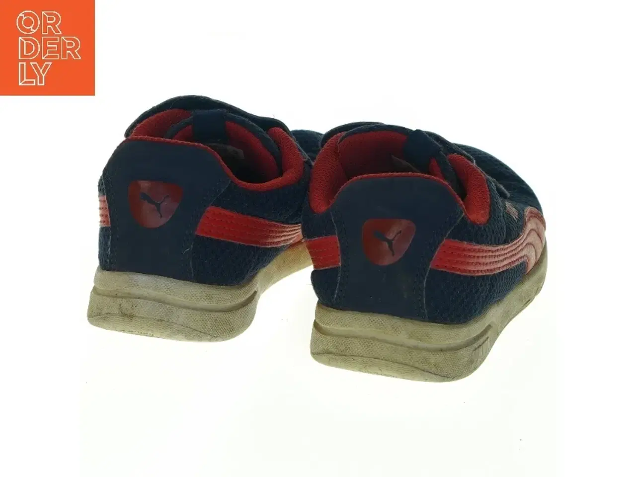 Billede 3 - Brugte børnesneakers med velcrolukning fra Puma (str. 33 )