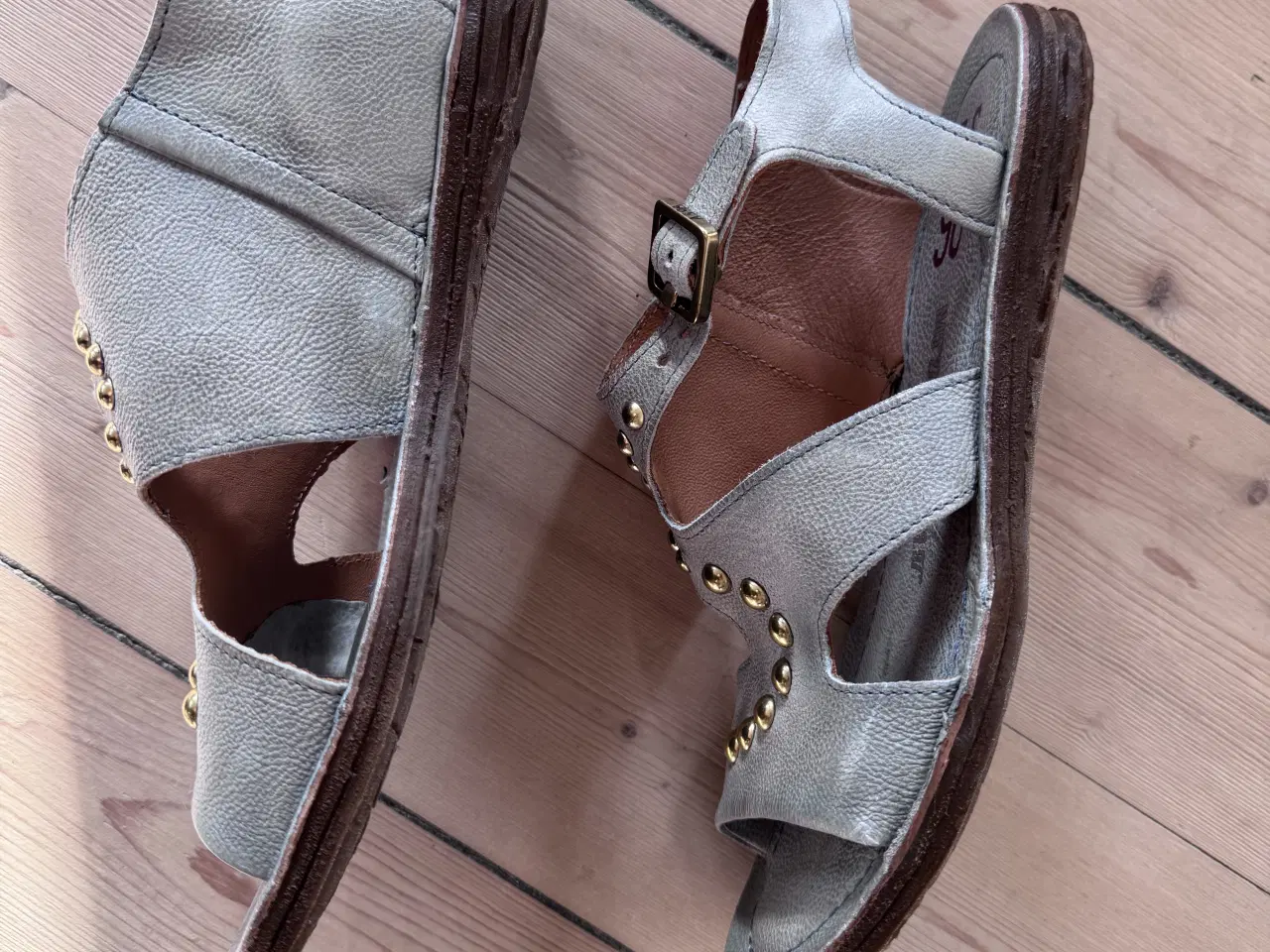Billede 2 - Gråblå behagelige sandaler