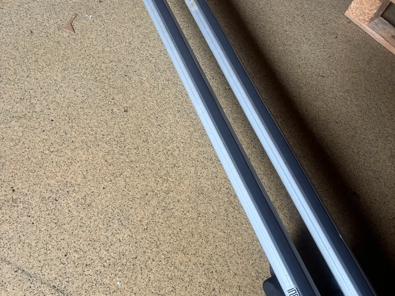 Billede 1 - Menabo Dozer XL - Tagbøjler - 135 cm - Universal