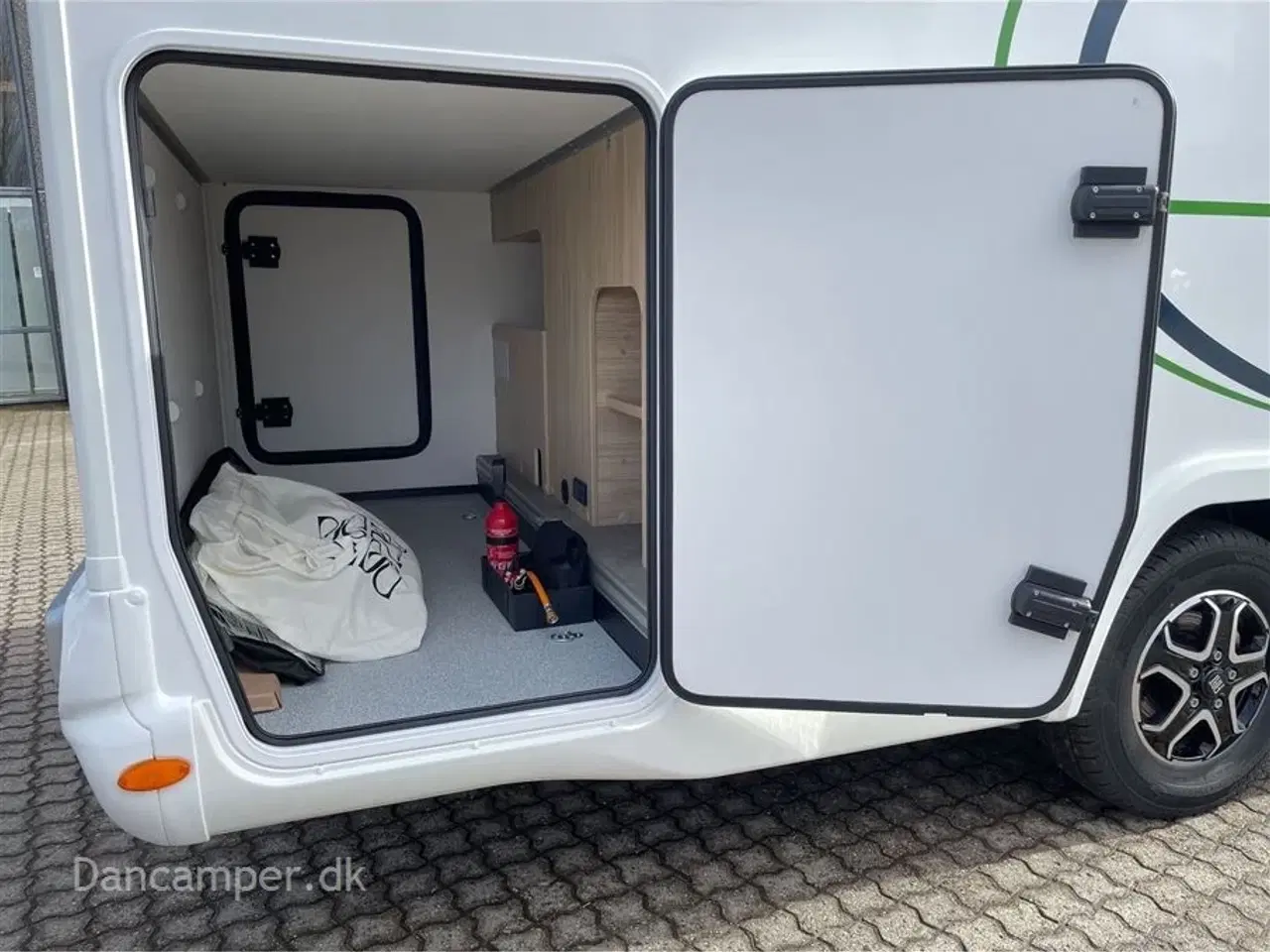 Billede 6 - 2026 - Chausson 797 Ultimate Line   Chausson 797 Ultimate Line, 140 HK, 8-trins automatgearkasse, solcelle. sænkeseng, alu.fælge og adaptiv fartpilot