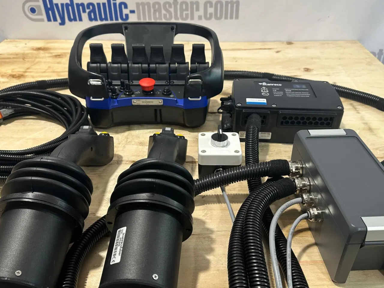 Billede 4 - Walvoil DPX100 med PWM-radio Scanreco RC400