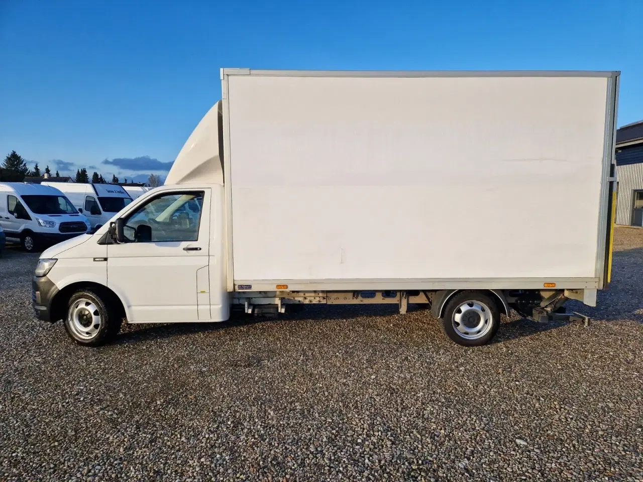 Billede 2 - VW Transporter 2,0 TDi 150 Alukasse m/lift