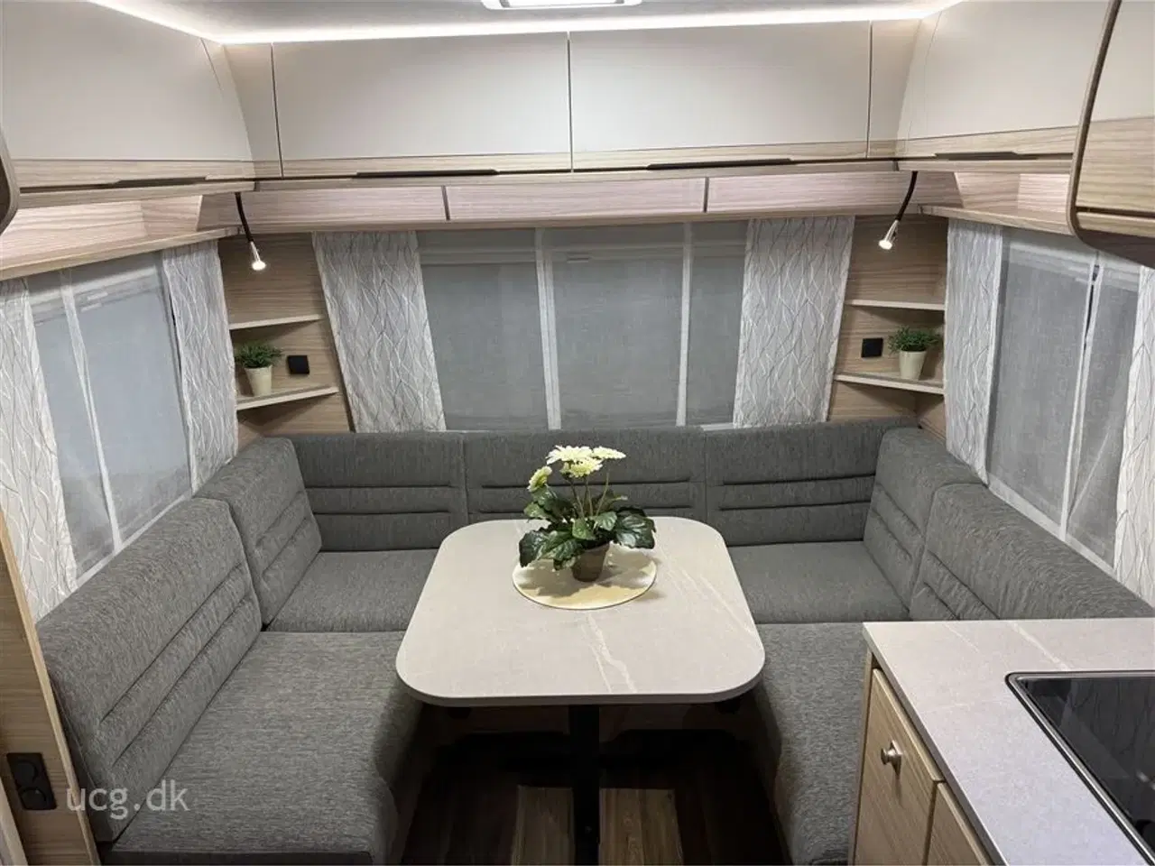 Billede 7 - 2026 - Fendt Bianco Activ 445 SFB   Prisen er inkl. klargøring, gastest, fugttest, syn og nummerplade.