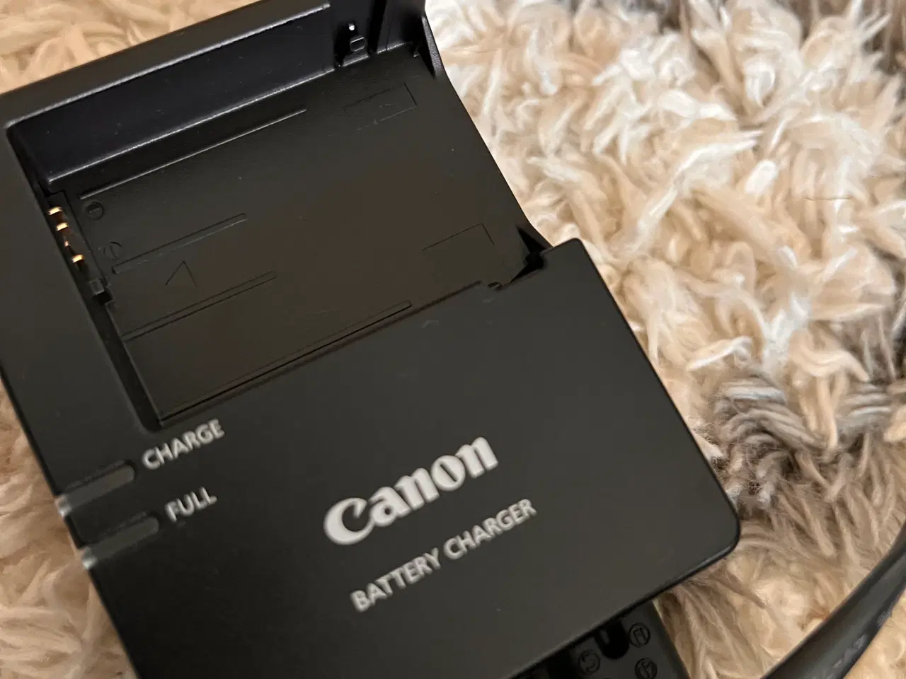 Billede 12 - Canon EOS 550 inkl 2 linser, 2 batterier, taske m.