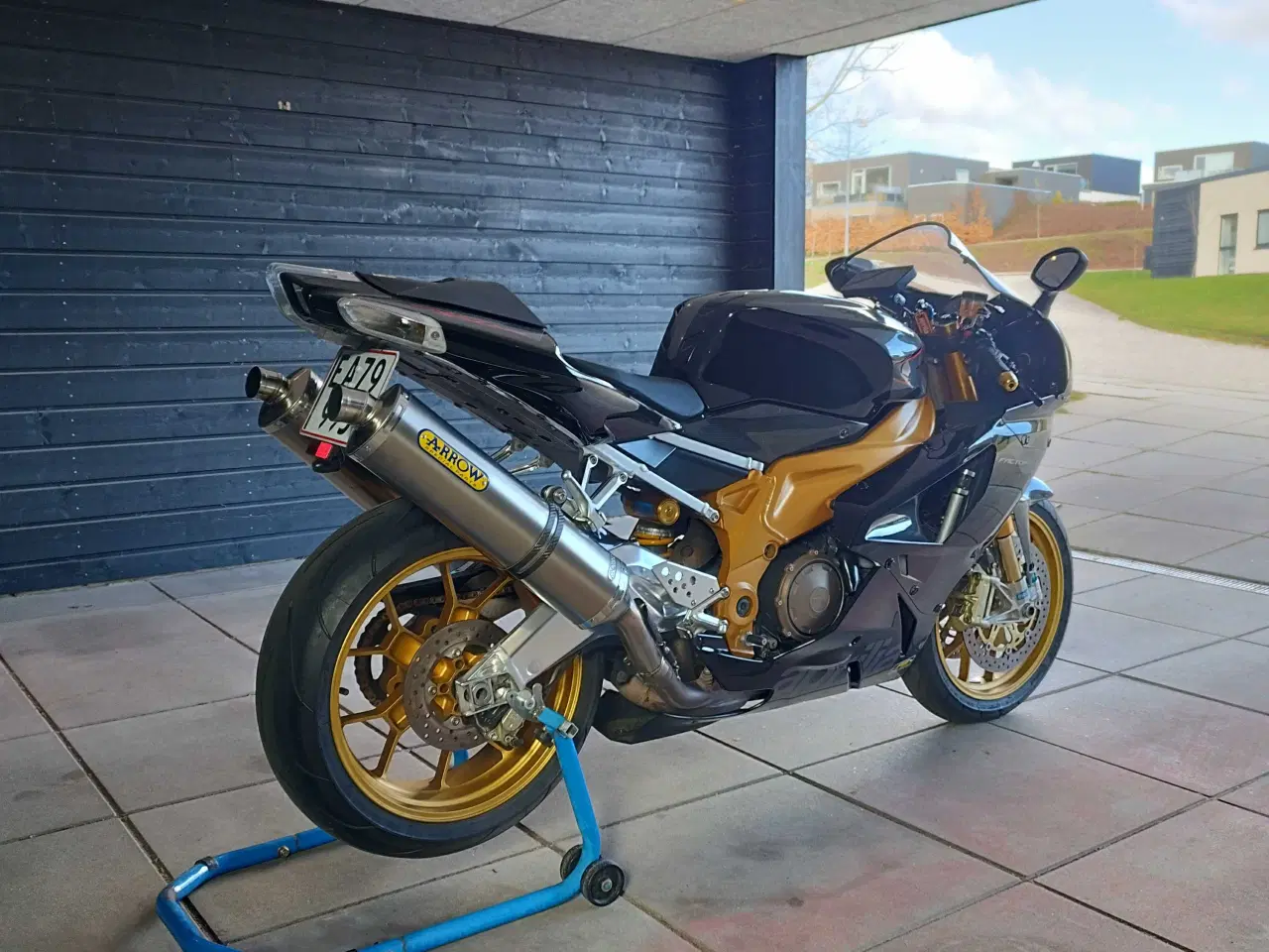 Billede 1 - Aprilia RSV 1000 RR Factory 