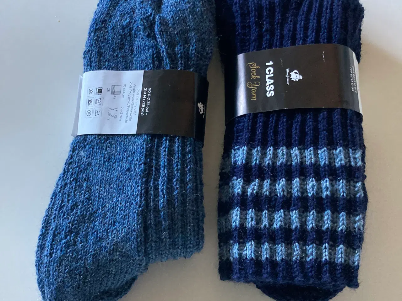 Billede 1 - Hjemmestrikkede sokker str.46/47