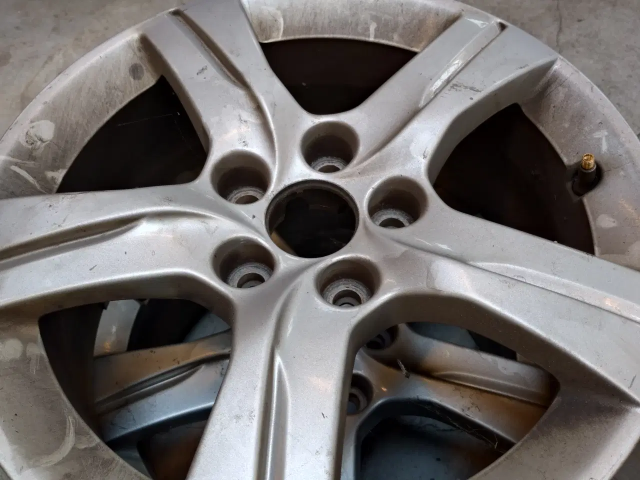 Billede 3 - 16" Fælge fra Peugeot 508