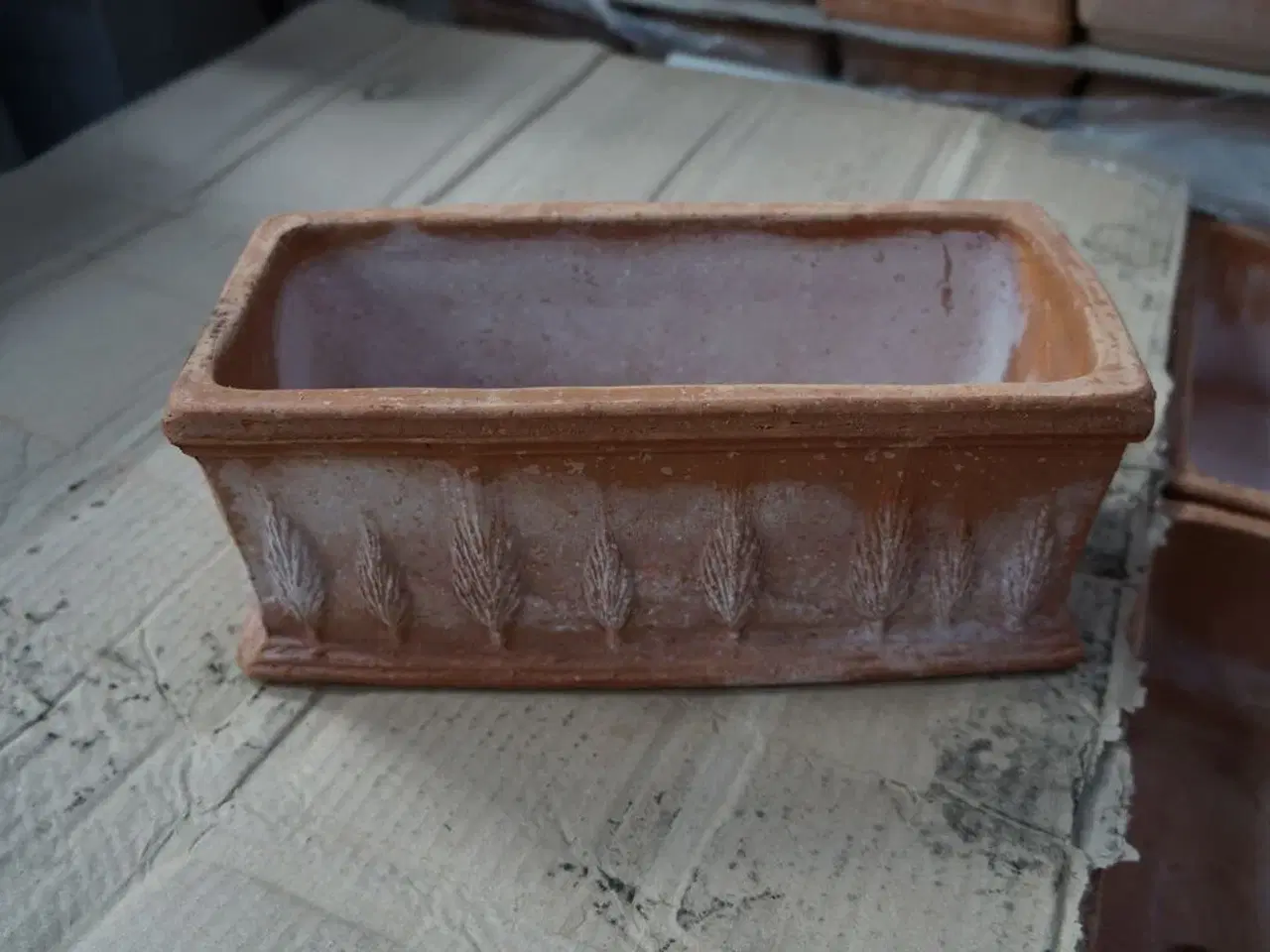 Billede 2 - Palle med diverse potter