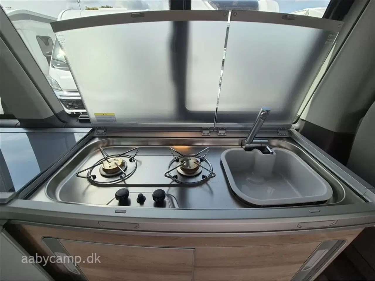 Billede 15 - 2022 - VW California Coast   Perfekt til de små veje. Markise. anhængertræk.