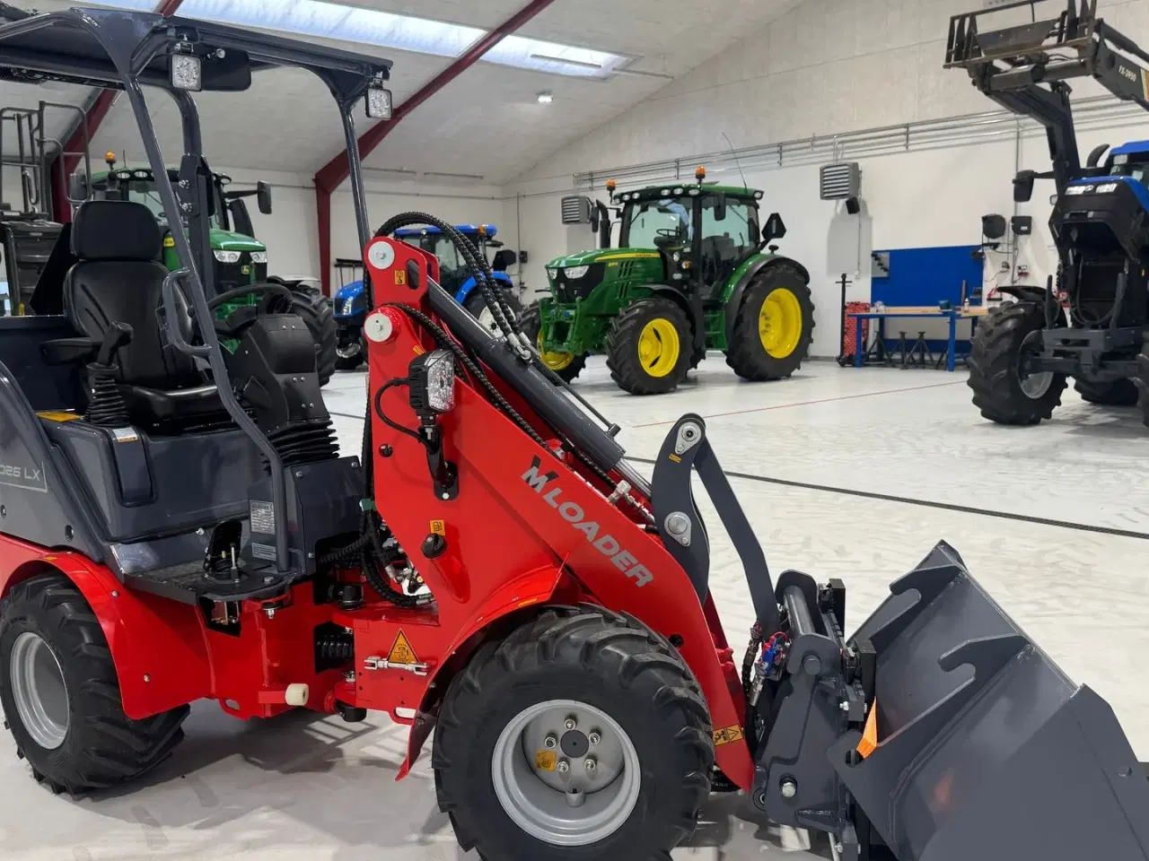 Billede 13 - VM Loader 1026 LX FABRIKSNY MED SKOVL OG PALLEGAFLER!