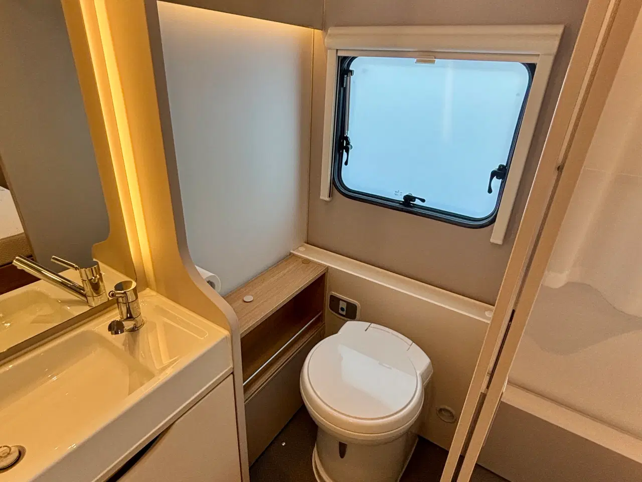 Billede 11 - Adria Adora 613 UT