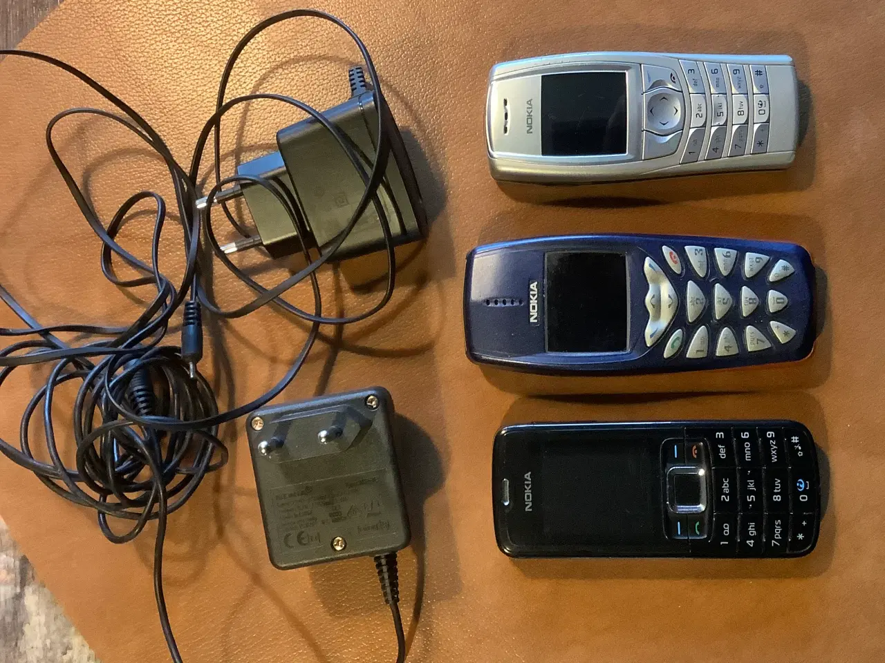 Billede 1 - Nokia DumbPhone 3 stk.