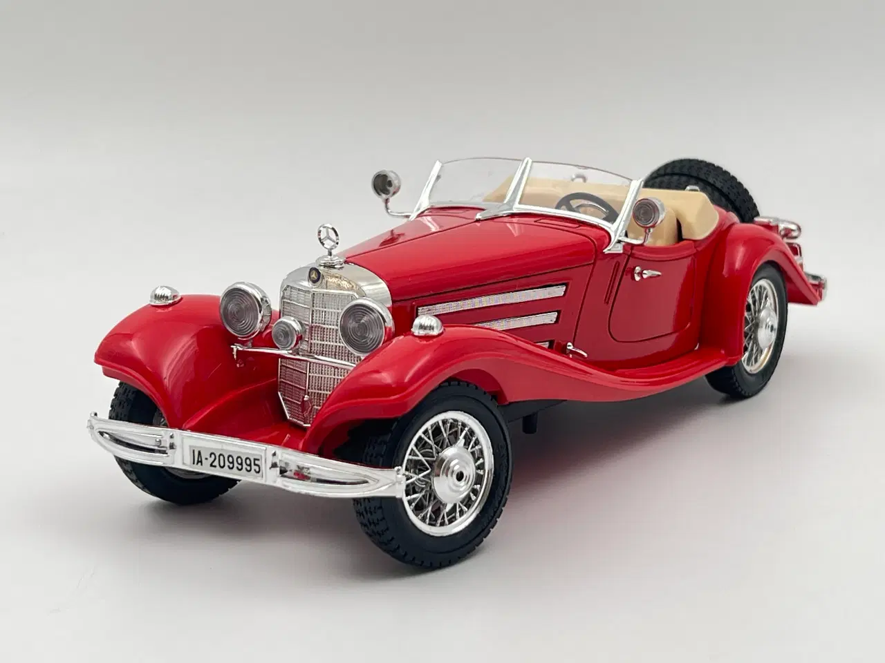 Billede 1 - 1936 Mercedes-Benz 500K Roadster 1:18 (1:20)