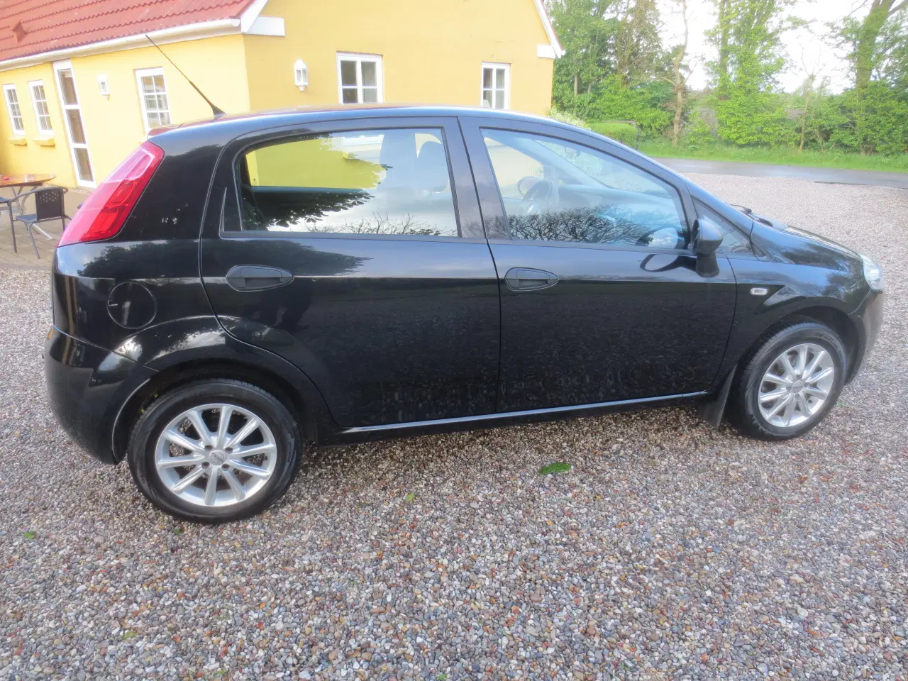 Billede 9 - Fiat Punto 1.2 i Km 137, Nysynet. 