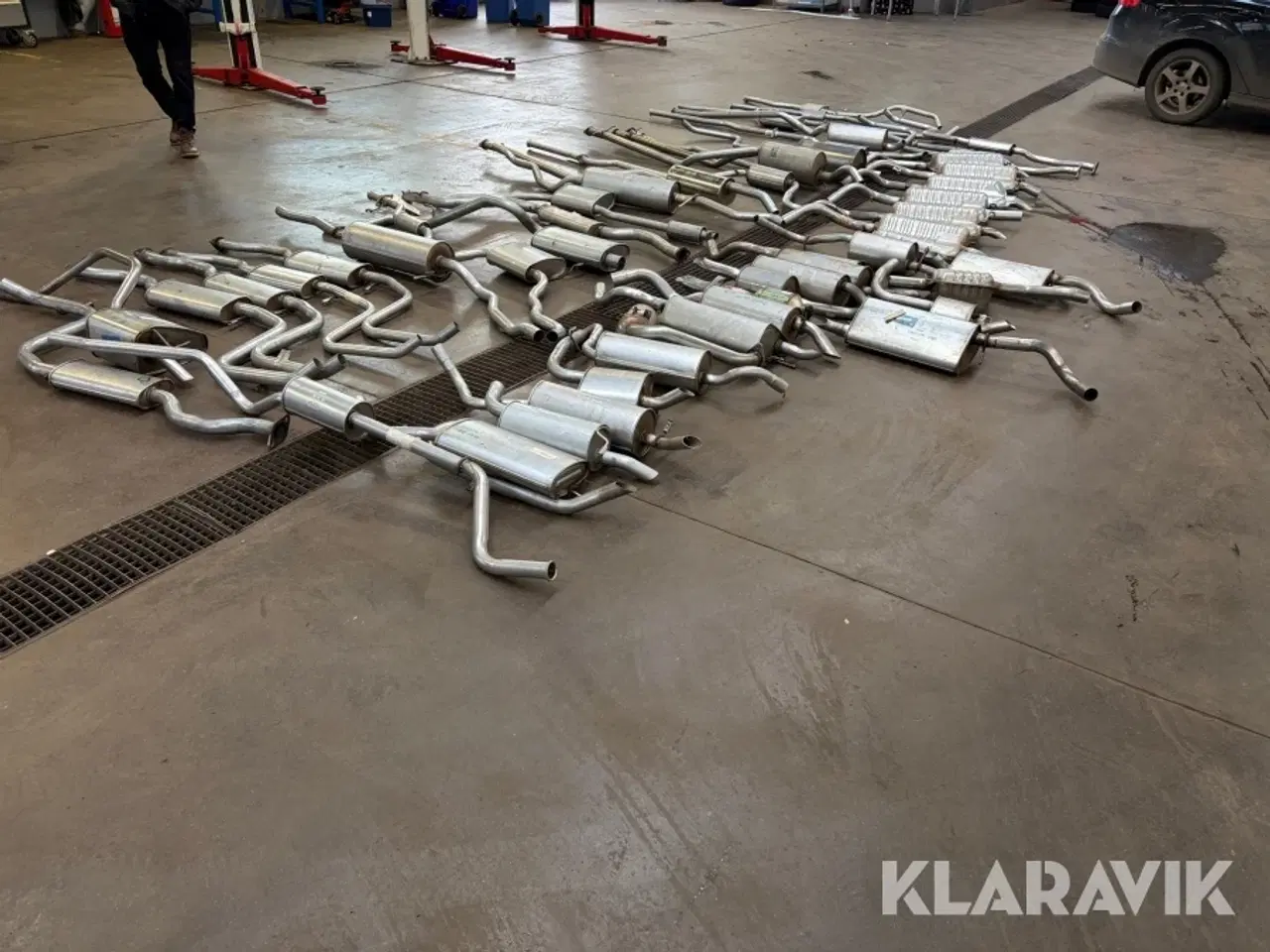 Billede 4 - Blandet udstødninger 49 styk