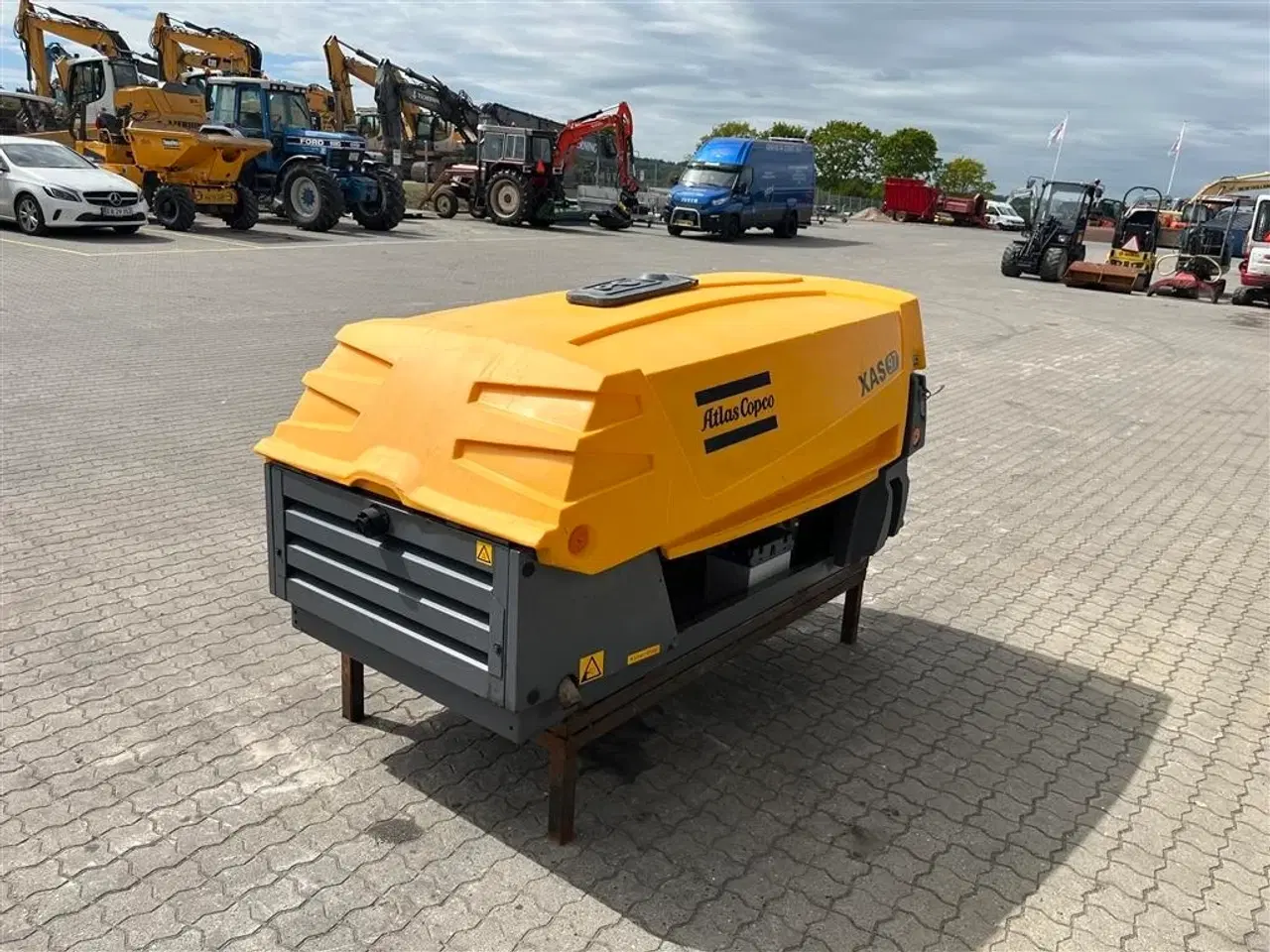 Billede 5 - Atlas Copco XAS 97 5M3 kompressor på ski. Kun kørt 298T