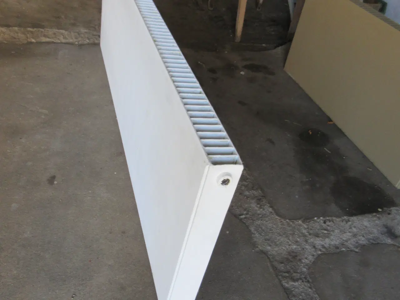 Billede 2 -  Radiator 1 stk.1200 X 600 cm 1 Stk, 1800 X 600 cm