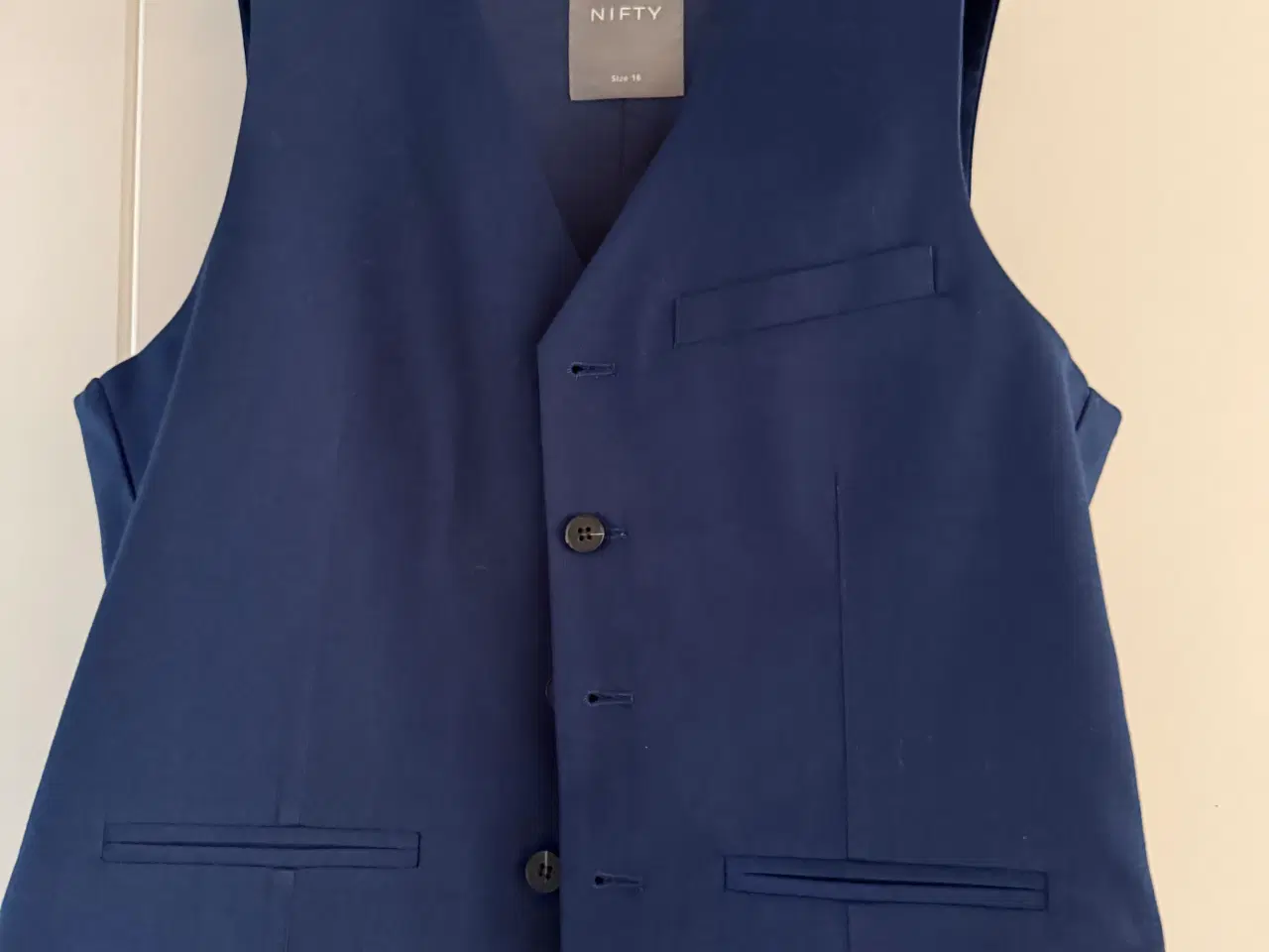 Billede 2 - Konfirmationstøj - dreng