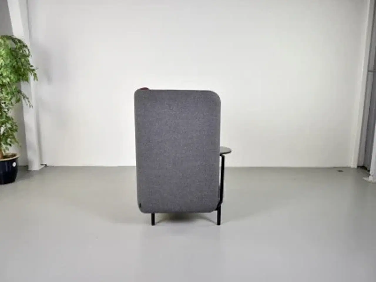 Billede 4 - Softrend frankie lydabsorberende sofa i grå og bordeuax