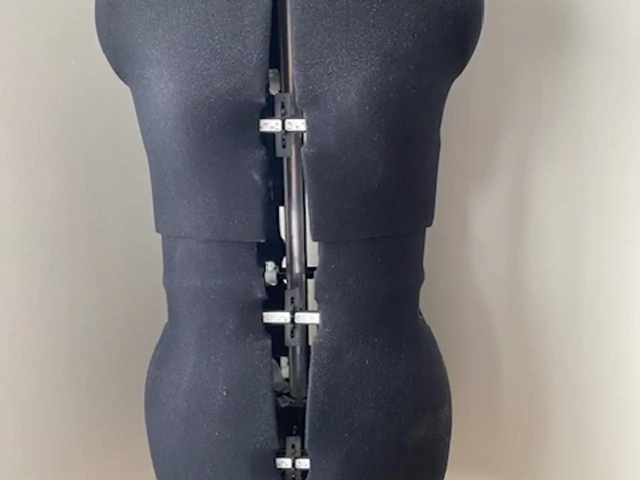 Billede 1 - Sy gine - kvinde