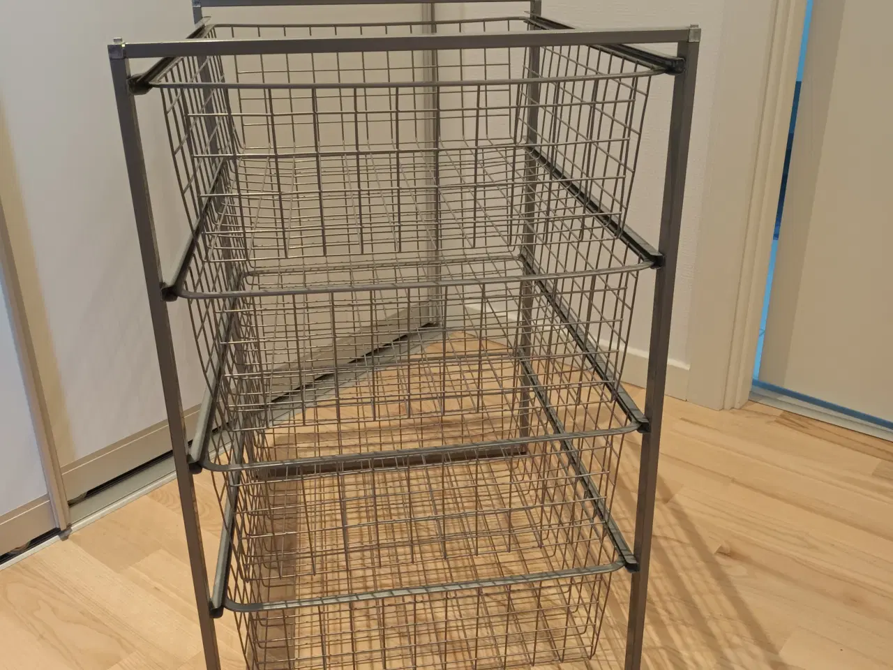 Billede 3 - Trådkurve m/4 "skuffer"