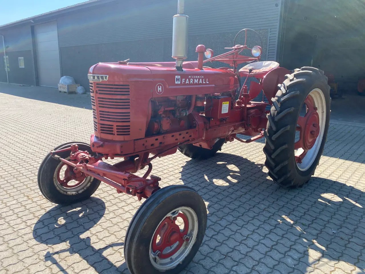 Billede 1 - IH Farmall model H momsfri