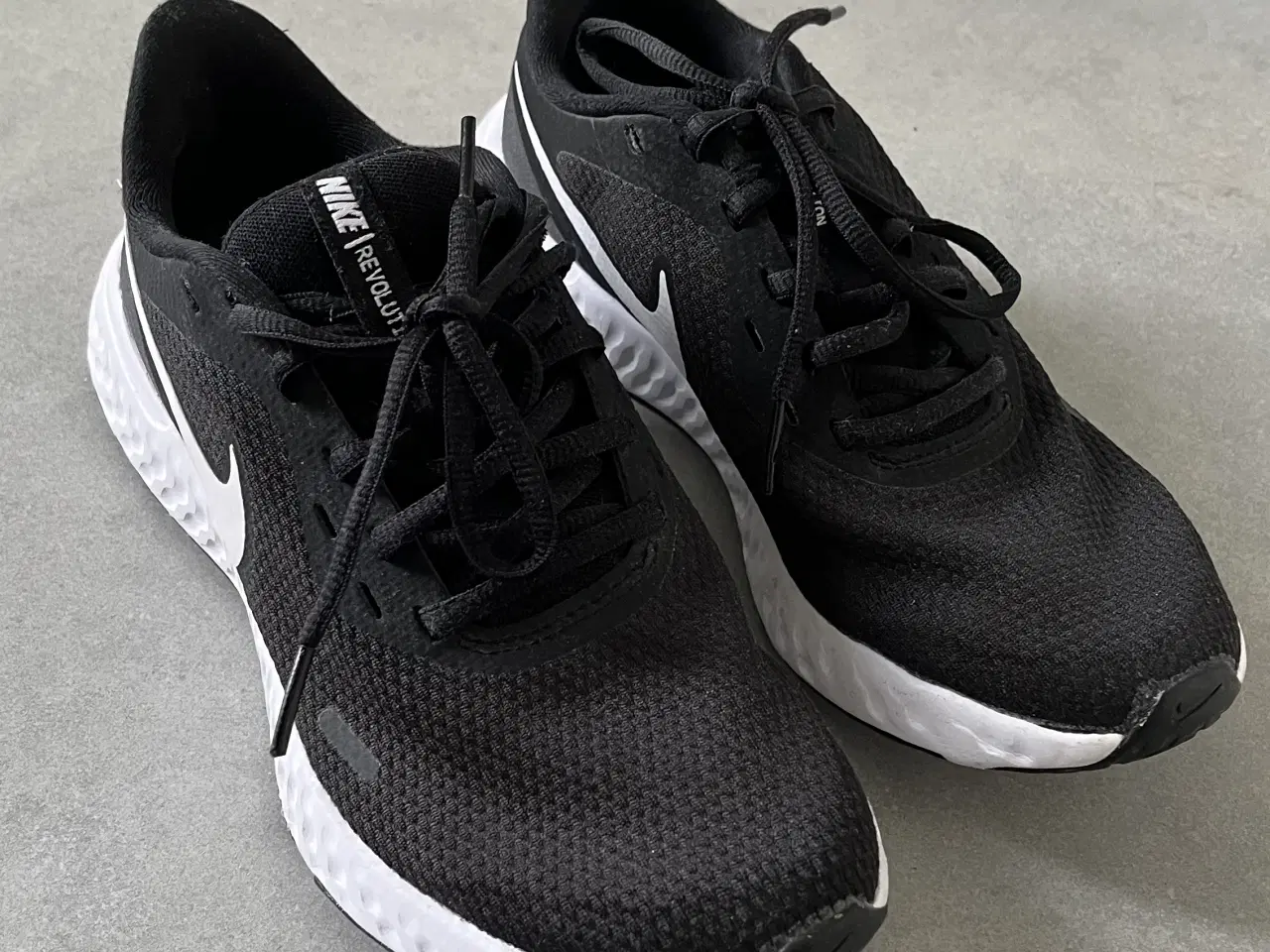 Billede 2 - Nike revolution 