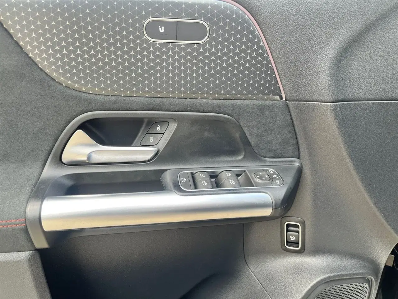 Billede 8 - Mercedes EQA350 AMG Line 4Matic