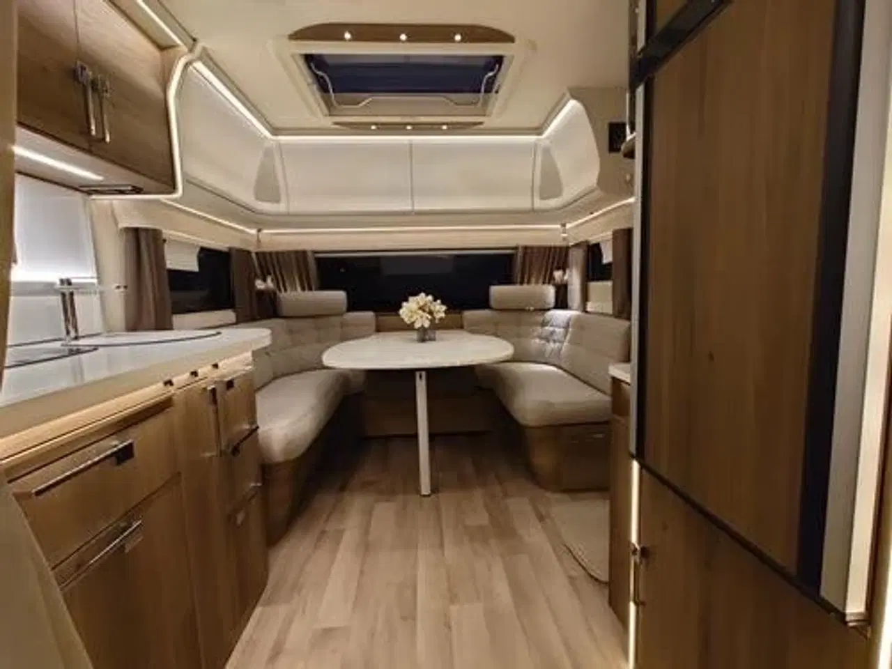 Billede 6 - Kabe Briljant XL KS - TILBUD - Spar 44.170 NU NU 349.995.-