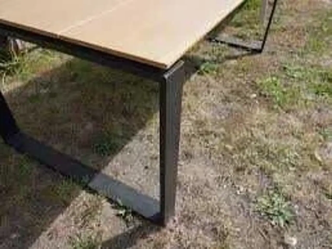 Billede 3 - Lyngsø havebord teaklook Nonwood/Sort 210x100 cm