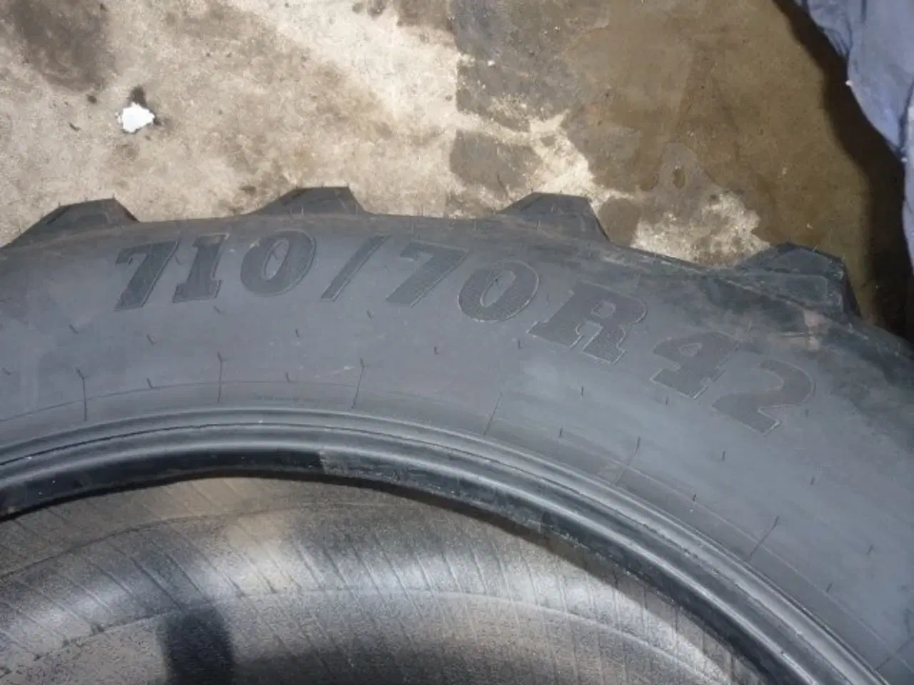 Billede 4 - BKT 710/70R42