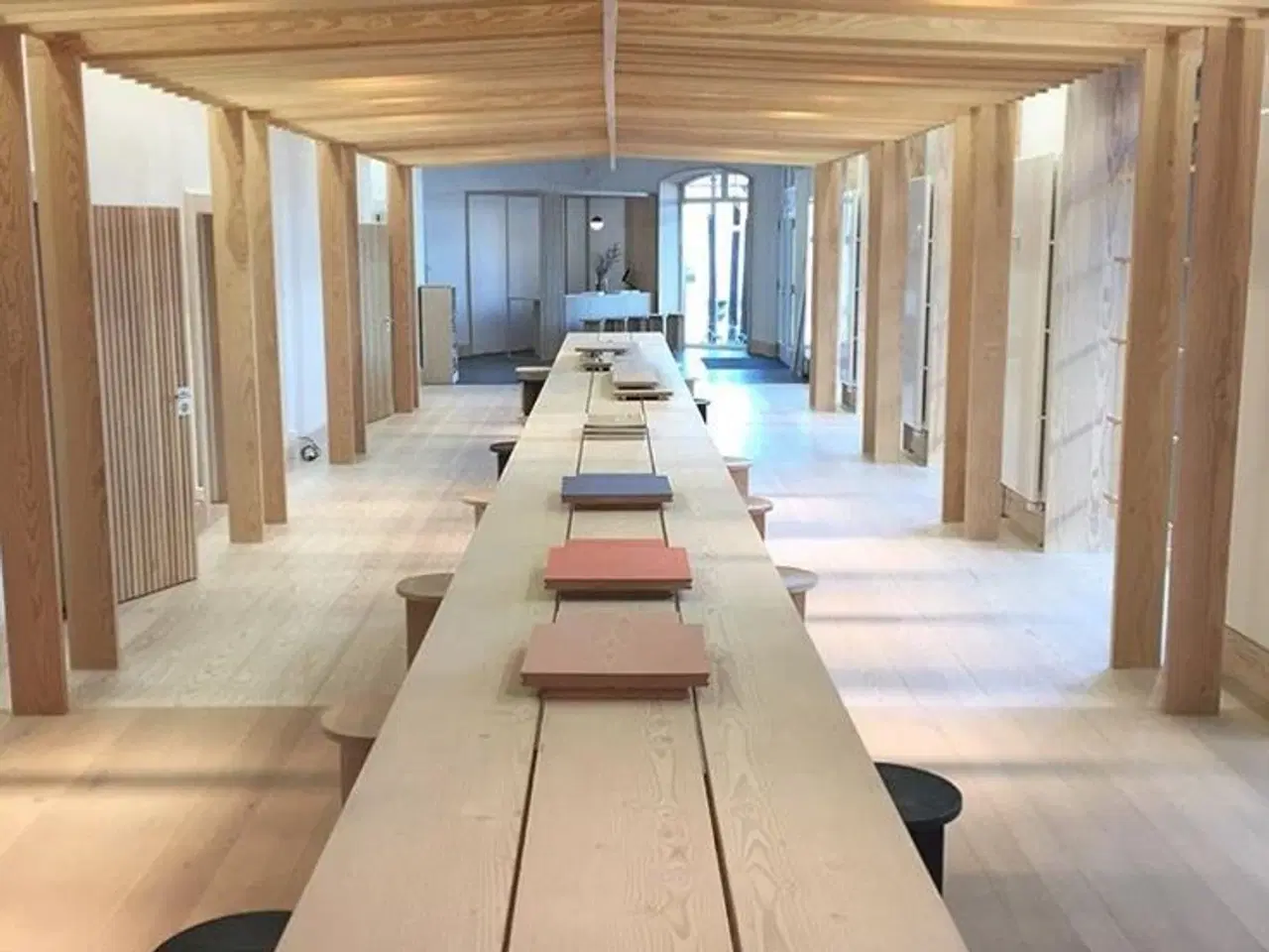 Billede 14 - Store plankeborde til privat og erhverv.