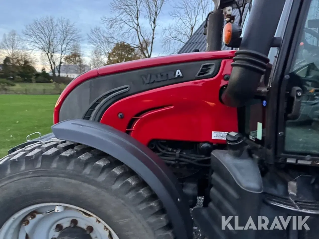 Billede 11 - Traktor Valtra N142 direct